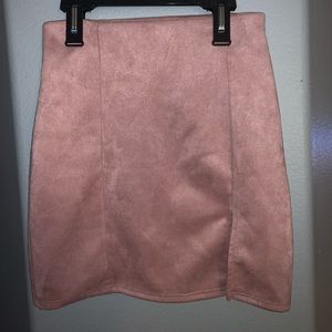 NEVER WORN WINSDOR SKIRT